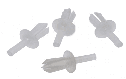 00015275 - RIVET