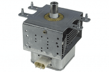 0004511 - Magnetron a670 foh am702 universel